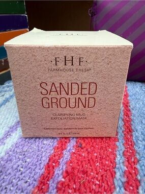 FarmHouse Fresh Sanded Ground Clarifying Mud Exfoliation Mask - Pink